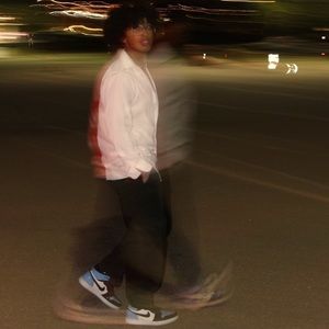 Meet your Posher, Javier